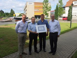 Von links nach rechts: Dieter Engert (Team Leader Automation), Matthias Kühn (Senior Manager Automation Cross-Application Execution), Andreas Mücke (Team Leader Automation), Heinrich Junker (ProLeiT)